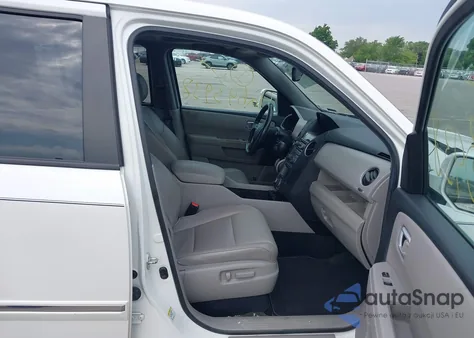 2013 Honda Pilot Touring z USA, uszkodzony, nr VIN 5FNYF4H90DB074568